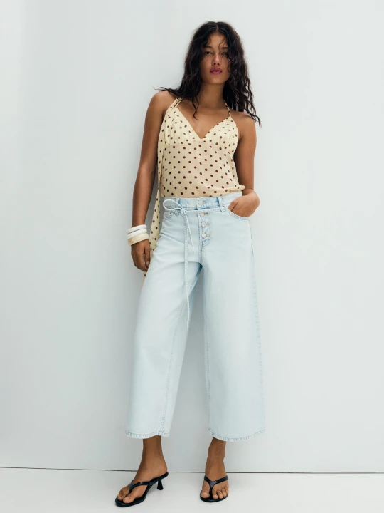 Zdjęcie produktu Bershka Jeansy Wide Leg Z Wysokim Stanem Kobieta Wyblakły Niebieski