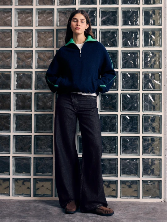 Zdjęcie produktu Bershka Jeansy Wide Leg Ze Skrzyżowanym Pasem Kobieta Granatowy