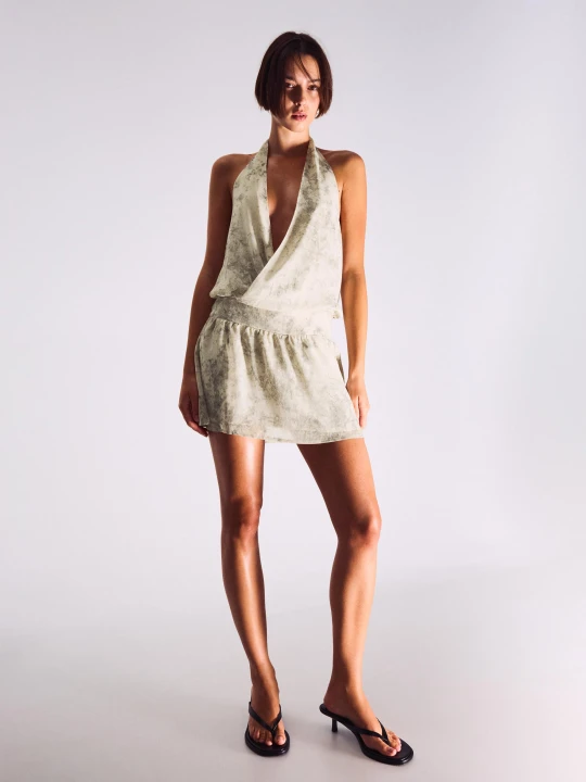 Zdjęcie produktu Bershka Kopertowa Sukienka Mini Z Dekoltem Halter Kobieta Piaskowy