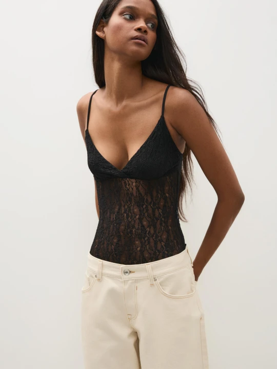 Zdjęcie produktu Bershka Koronkowe Body Na Ramiączkach Kobieta Czarny