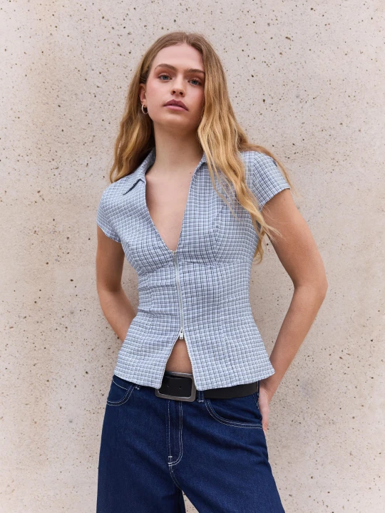 Zdjęcie produktu Bershka Koszula Z Krótkim Rękawem I Zamkiem Błyskawicznym Kobieta Niebieski
