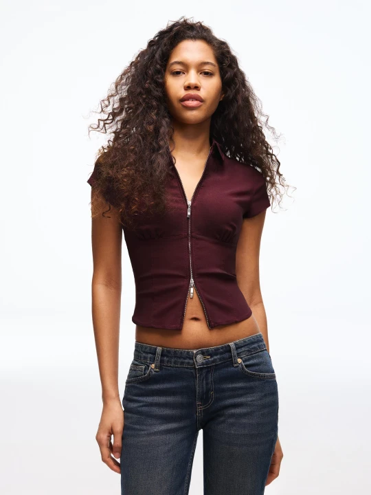 Zdjęcie produktu Bershka Koszula Z Krótkim Rękawem I Zamkiem Kobieta Rubinowy
