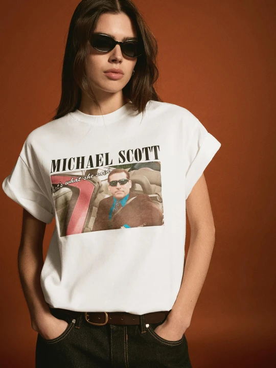 Zdjęcie produktu Bershka Koszulka Michael Scott The Office Z Krótkim Rękawem I Nadrukiem Kobieta Biały Złamany