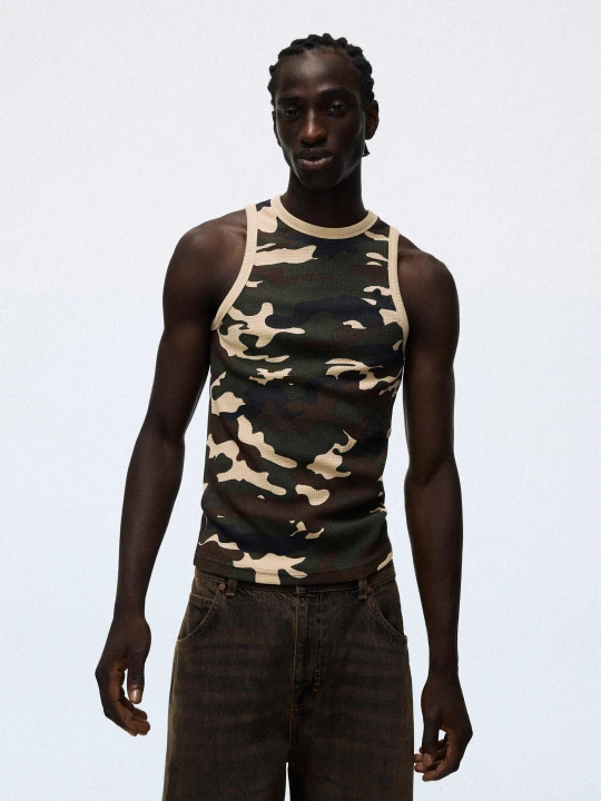 Zdjęcie produktu Bershka Koszulka Na Ramiączkach Z Nadrukiem Gofr Mężczyzna Khaki