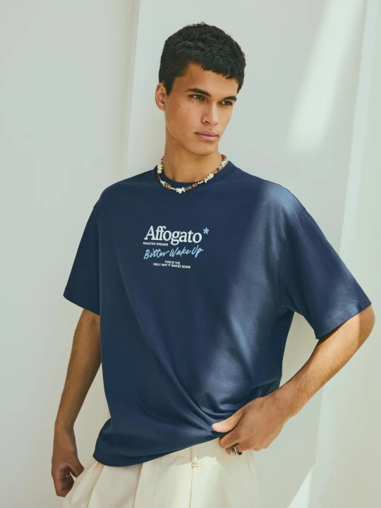 Zdjęcie produktu Bershka Koszulka O Kroju Relaxed Z Nadrukiem Mężczyzna Granatowy