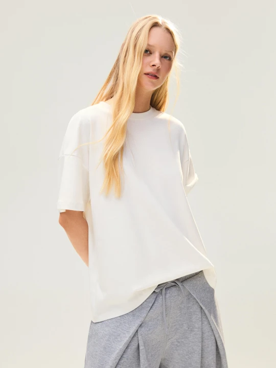 Zdjęcie produktu Bershka Koszulka Oversize Z Krótkim Rękawem Kobieta Biały Złamany