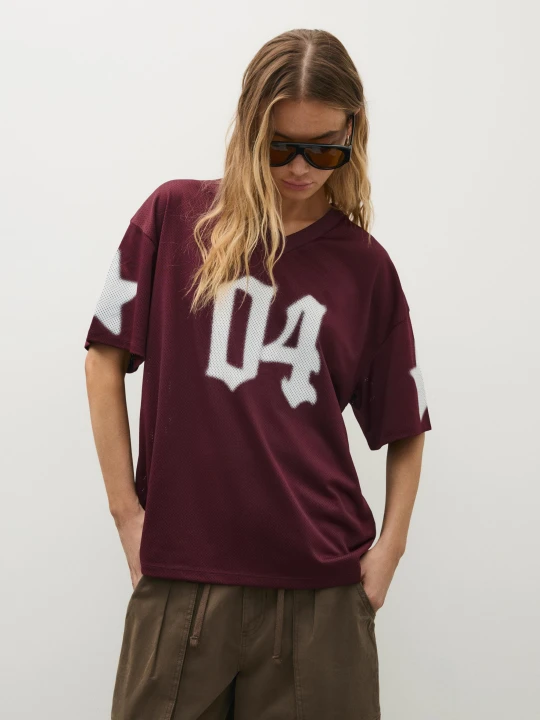 Zdjęcie produktu Bershka Koszulka Oversize Z Nadrukiem Kobieta Bordowy