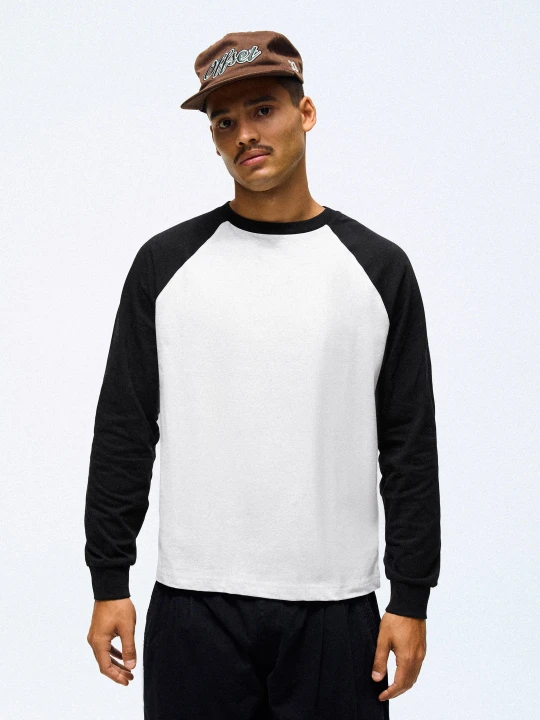 Zdjęcie produktu Bershka Koszulka Z Długim Rękawem Raglan Mężczyzna Czarny