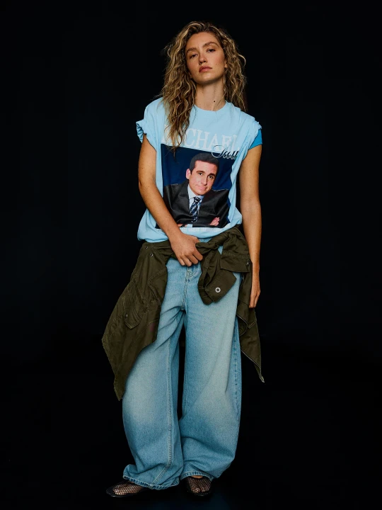 Zdjęcie produktu Bershka Koszulka Z Krótkim Rękawem I Nadrukiem The Office Kobieta Jasnoniebieski