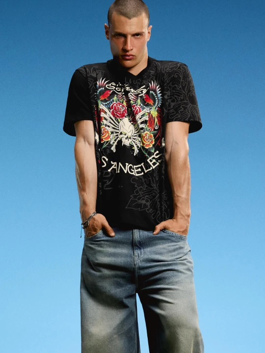 Zdjęcie produktu Bershka Koszulka Z Nadrukiem Ed Hardy X Bershka Mężczyzna Czarny