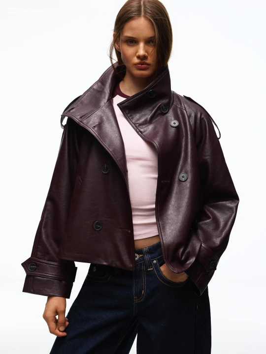 Zdjęcie produktu Bershka Krótki Trencz Ze Sztucznej Skóry Kobieta Bordowy