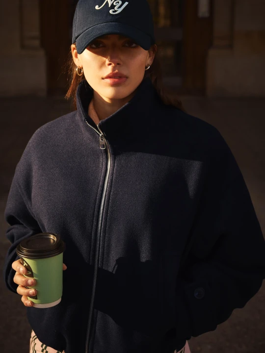 Zdjęcie produktu Bershka Kurtka Soft Touch Kobieta Granatowy