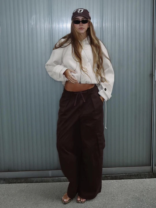 Zdjęcie produktu Bershka Kurtka Soft Touch Kobieta Piaskowy