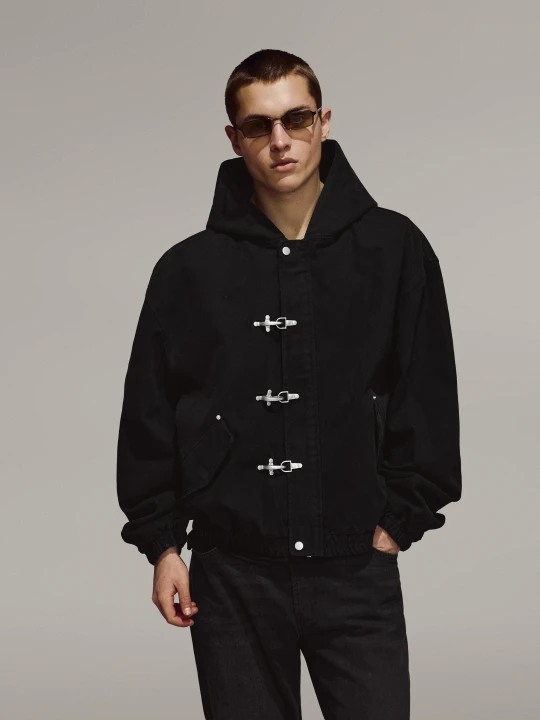 Zdjęcie produktu Bershka Kurtka Z Guzikami Z Pętelkami Mężczyzna Czarny