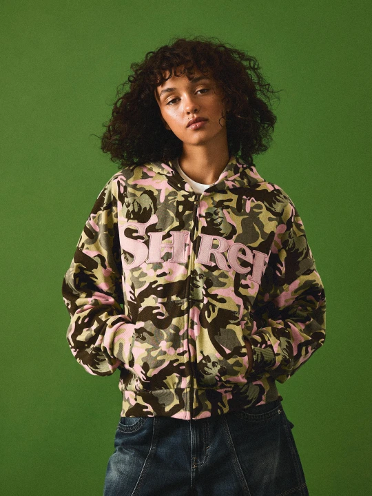 Zdjęcie produktu Bershka Kurtka Z Kapturem Z Nadrukiem Shrek Kobieta Khaki