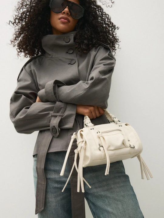 Zdjęcie produktu Bershka Mini Torba Typu Bowling Kobieta Biały Złamany