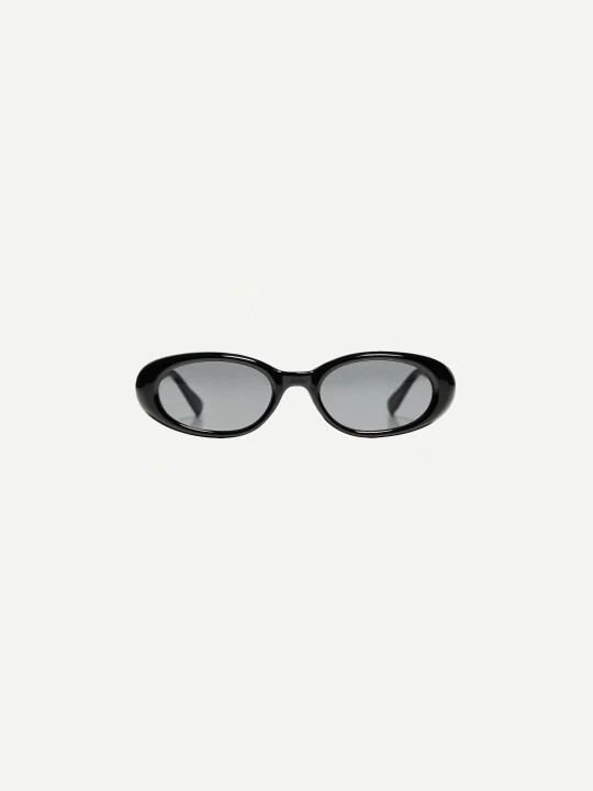 Zdjęcie produktu Bershka Okulary Owalne Z Tworzywa Kobieta Czarny