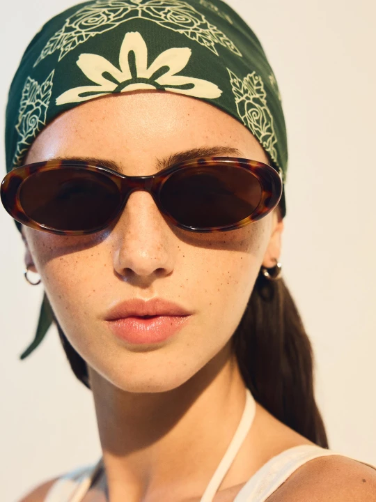 Zdjęcie produktu Bershka Okulary Przeciwsłoneczne Szylkretowe Kobieta Brązowy