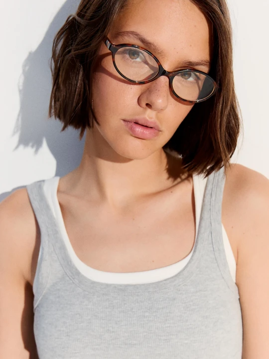 Zdjęcie produktu Bershka Owalne Okulary W Oprawkach Z Tworzywa Kobieta Brązowy
