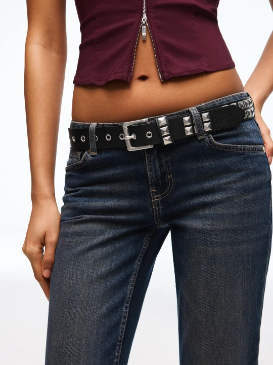 Zdjęcie produktu Bershka Pasek Ze Sztucznej Skóry Z Ćwiekami Kobieta Czarny