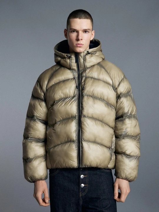 Zdjęcie produktu Bershka Pikowana Kurtka Z Transparentnym Efektem Mężczyzna Khaki