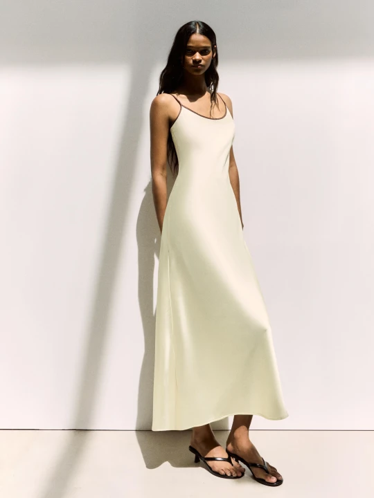 Zdjęcie produktu Bershka Satynowa Sukienka Midi Na Ramiączkach Kobieta Żółty