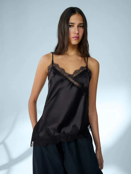 Zdjęcie produktu Bershka Satynowany Asymetryczny Top Na Ramiączkach Kobieta Czarny