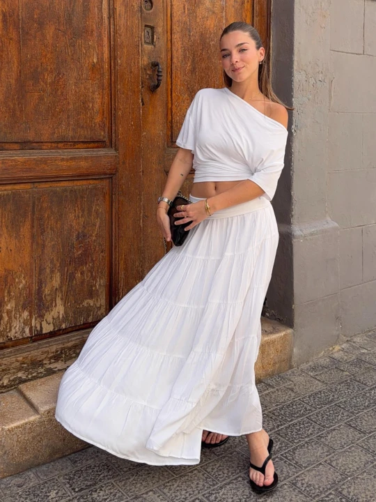 Zdjęcie produktu Bershka Spódnica Midi Z Wywiniętym Pasem Kobieta Biały
