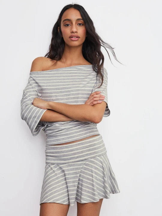 Zdjęcie produktu Bershka Spódnica Mini Rozkloszowana Z Podwójnym Pasem Kobieta Biały Złamany