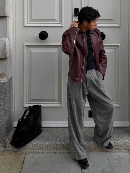 Zdjęcie produktu Bershka Spodnie Baggy W Kratę Mężczyzna Mieszanka Szarości