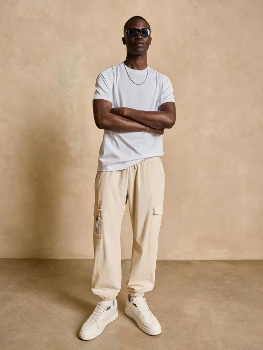 Zdjęcie produktu Bershka Spodnie Jogger Cargo Mężczyzna Piaskowy
