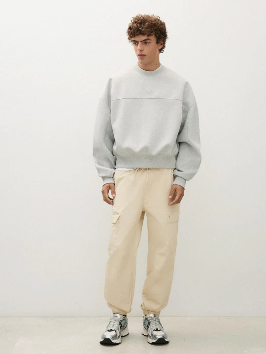 Zdjęcie produktu Bershka Spodnie Jogger O Kroju Slim Cargo Mężczyzna Piaskowy
