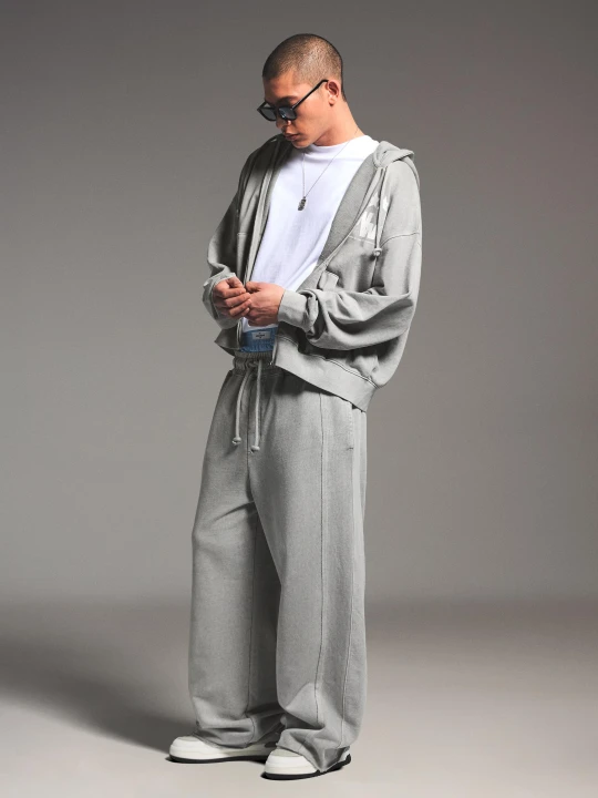 Zdjęcie produktu Bershka Spodnie O Kroju Super Baggy Mężczyzna Popielaty