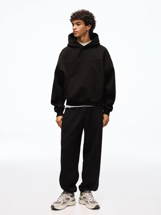 Zdjęcie produktu Bershka Spodnie Typu Jogger Mężczyzna Czarny