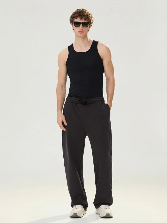 Zdjęcie produktu Bershka Spodnie Wide Leg Z Dzianiny Interlock Mężczyzna Czarny