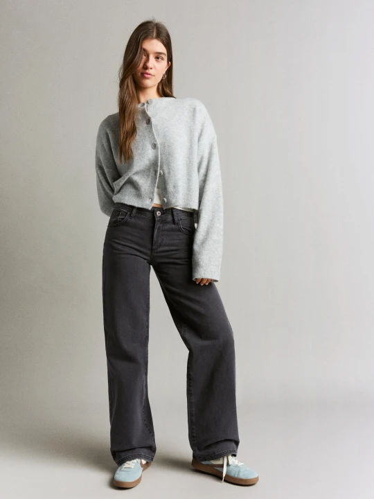 Zdjęcie produktu Bershka Spodnie Z Diagonalu O Kroju Straight Kobieta Szary