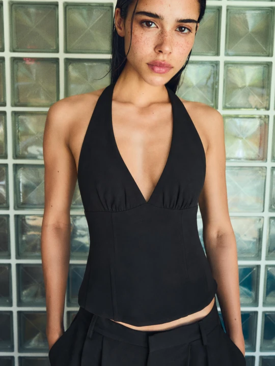 Zdjęcie produktu Bershka Strukturalny Top Halter Z Kokardami Kobieta Czarny