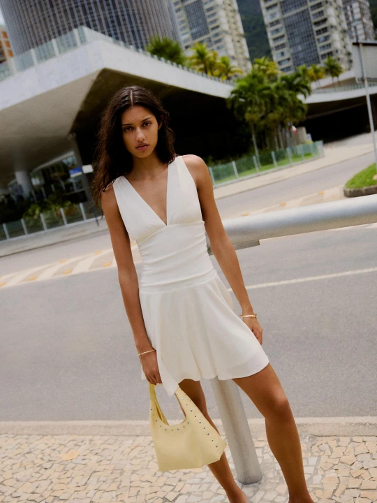 Zdjęcie produktu Bershka Sukienka Mini Drapowana Kobieta Biały Złamany