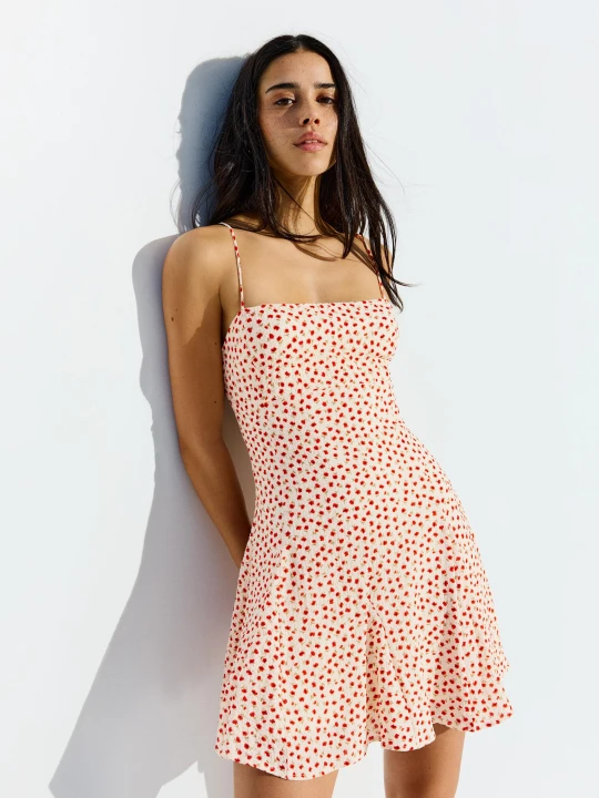 Zdjęcie produktu Bershka Sukienka Mini Na Ramiączkach W Kwiaty Kobieta Wielokolorowy