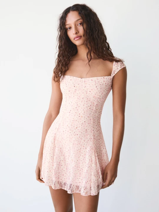 Zdjęcie produktu Bershka Sukienka Mini Z Koronką Blonda I Nadrukiem Kobieta Różowy