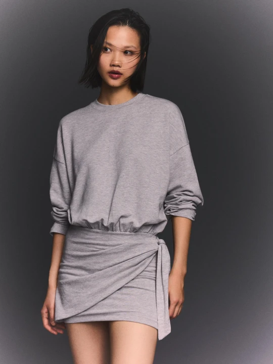 Zdjęcie produktu Bershka Sukienka Mini Z Węzłem Kobieta Szary