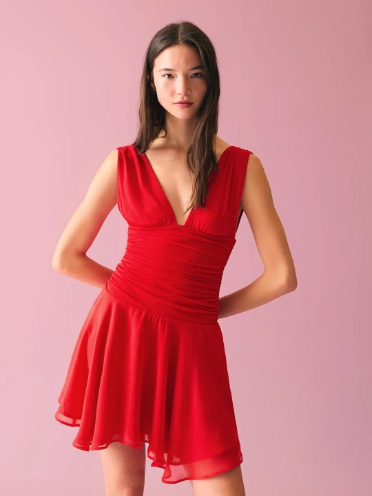 Zdjęcie produktu Bershka Szyfonowa Sukienka Mini Rozkloszowany Krój Kobieta Czerwony