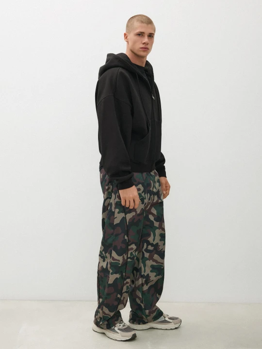 Zdjęcie produktu Bershka Techniczne Spodnie O Kroju Baggy Mężczyzna Khaki