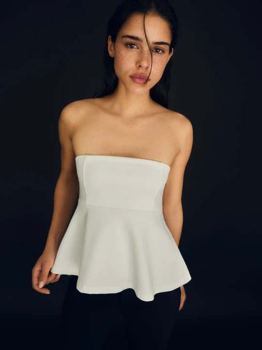 Zdjęcie produktu Bershka Top Bandeau Z Baskinką Kobieta Biały Złamany