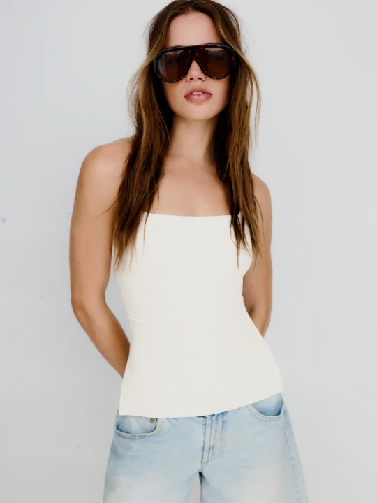 Zdjęcie produktu Bershka Top Z Dekoltem Halter Kobieta Biały Złamany