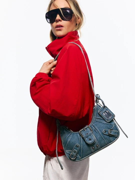 Zdjęcie produktu Bershka Torebka Na Ramię Ze Sprzączką Kobieta Wyblak?Y Niebieski