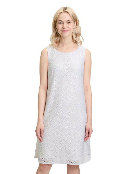 Zdjęcie produktu BETTY & CO Sukienka w kolorze białym rozmiar: 38