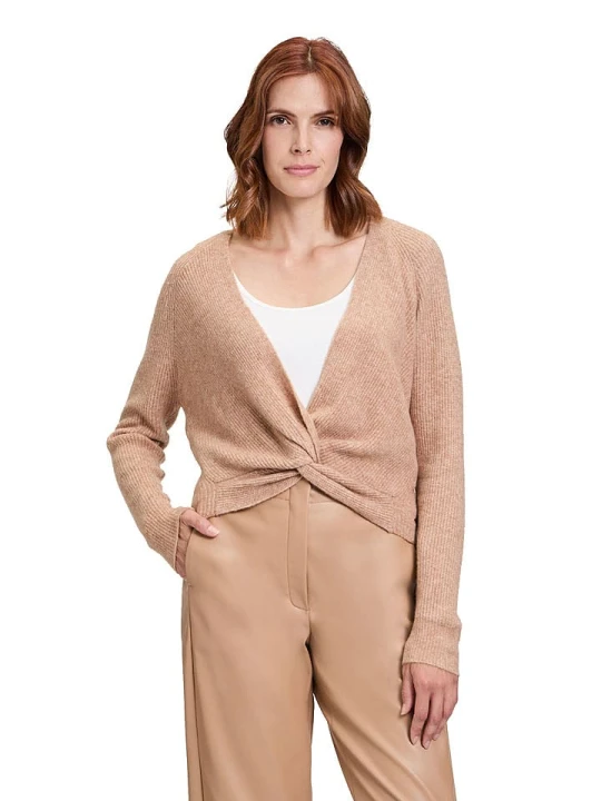 Zdjęcie produktu BETTY & CO Sweter w kolorze karmelowym rozmiar: 46
