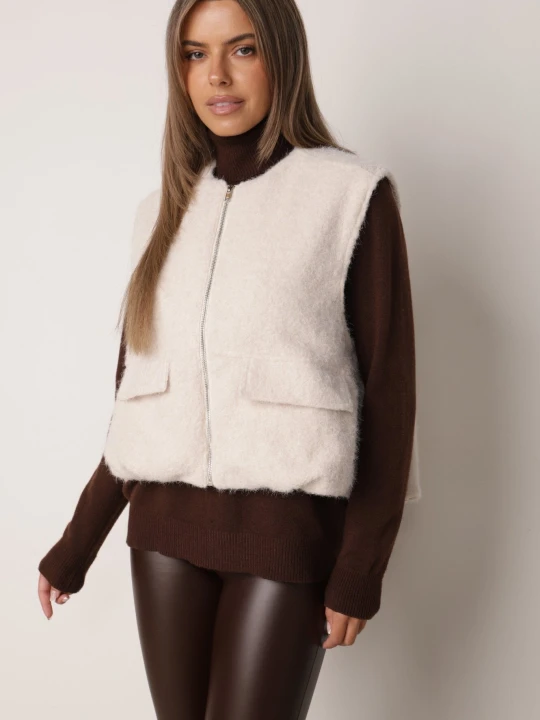 Zdjęcie produktu Beżowa Kamizelka Casualowa w Stylu Boucle na Zimę z Kieszonkami Naatoka Retro & Icone