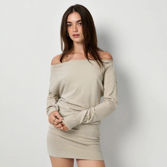 Zdjęcie produktu Beżowa sukienka mini z dekoltem open shoulder House